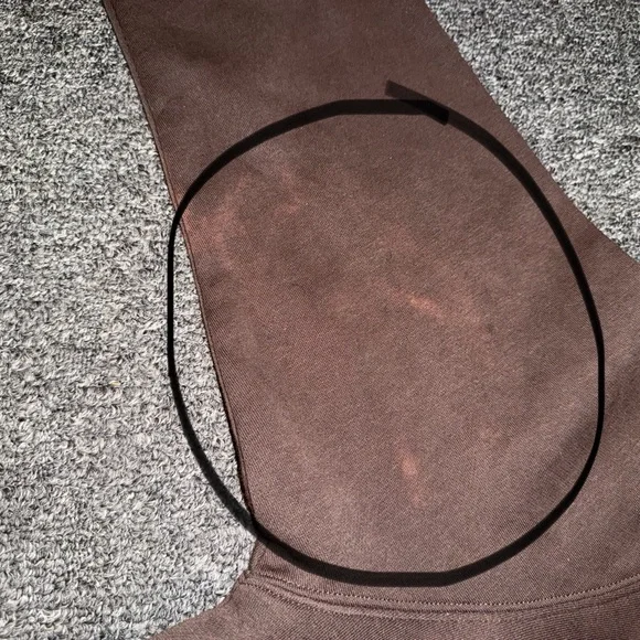 Womens Nike sweatsuit
Size Med top
Size SM bottom - Picture 6 of 6